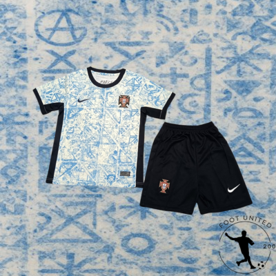 Découvre l’ensemble officiel du Portugal Maillot et short de foot Portugal 2024-25 « Lusitano Royal »