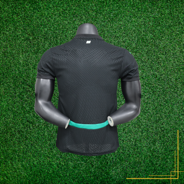 Design sans titre-338 Maillot Sénégal Third 2023/24 – Édition Puma (Noir & Motifs Africains)